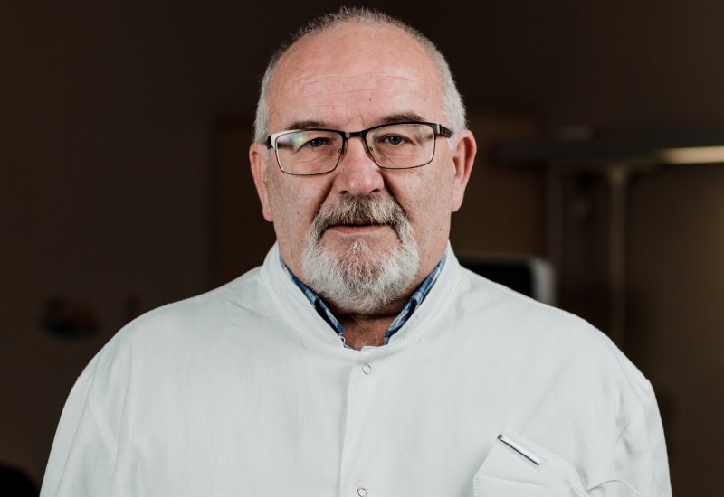 dr Vidak Simić